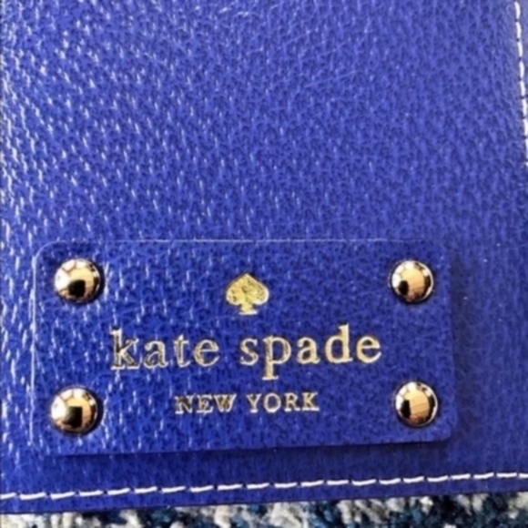 LAST ONE! RARE! Kate Spade Passport Holder in GIFT BOX! NWT! - Picture 9 of 12
